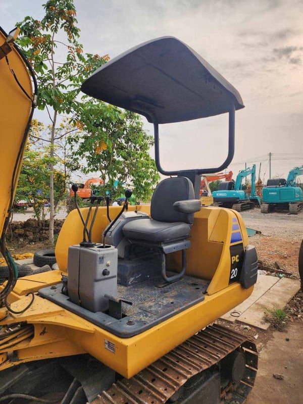 Komatsu PC20-6 นำเข้าญี่ปุ่นแท้ Komatsu PC20-6 นำเข้าญี่ปุ่นแท้