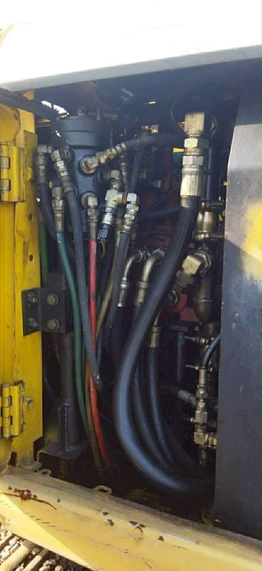 สภาพเก่านอก Kobelco sk135sr YY02