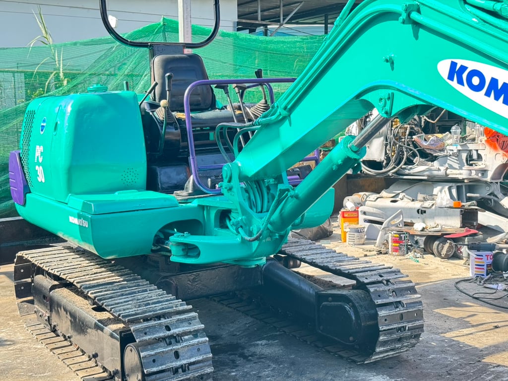 KOMATSU Pc30-7 อาร์มพิเศษ มาพร้อมลายแย๊ก