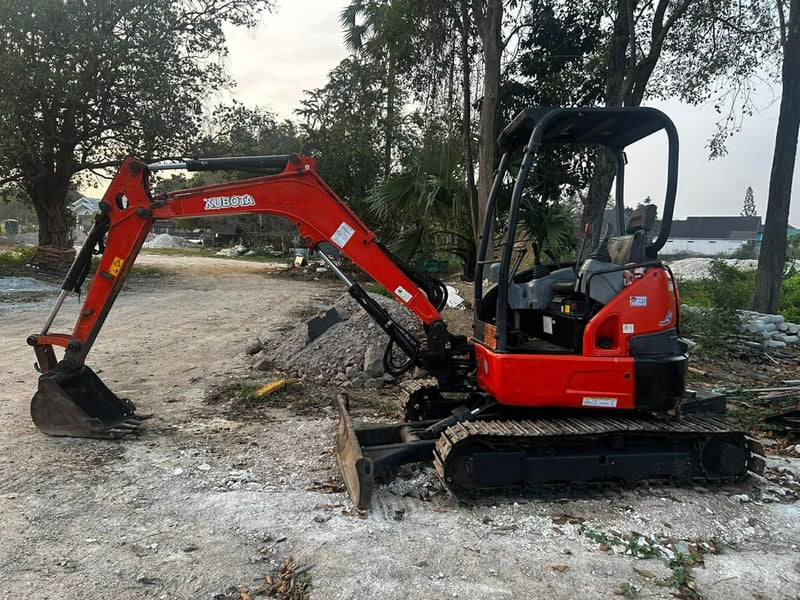 KUBOTA U35  รถบ้าน พร้อมใช้งาน 