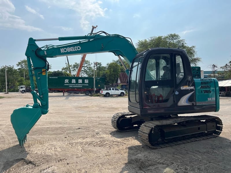 KOBELCO SK75-8   7 ตันไม่เคยใช้งานในไทย