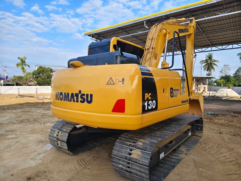 KOMATSU PC130-8 กล้องหลัง จอเหลือง 9,000 ชั่วโมง KOMATSU PC130-8 กล้องหลัง จอเหลือง 9,000 ชั่วโมง