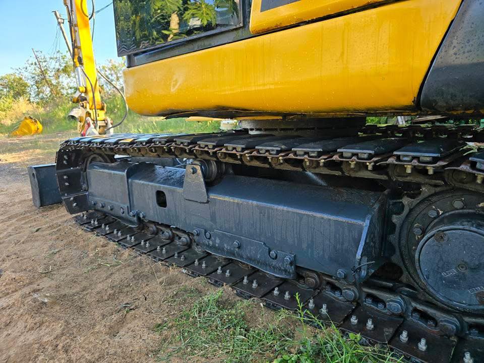 KOMATSU 56-7 หัวแย๊ก+บุ้งกี๋ KOMATSU 56-7 หัวแย๊ก+บุ้งกี๋