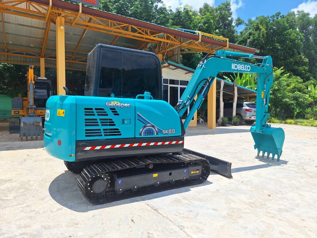 KOBELCO SK60-8   มีลายแย็ก ระบบเร็ว เครื่องปั๊มดี นิ่มๆ