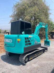 KOBELCO SK60-8 แถมฟรีหัวแย๊ก (ประกัน 1 ปี +ติดฟิล์มให้ใหม่ )