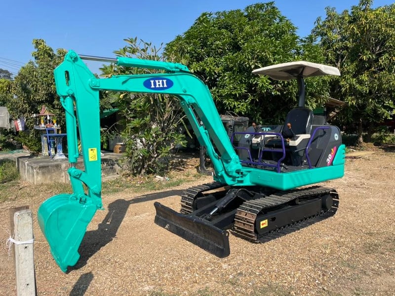 IHI 30 J  รถขุดเล็กขายถูก