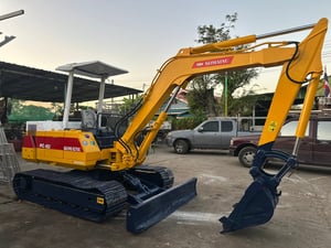 KOMATSU 40-6  รถพร้อมใช้งาน