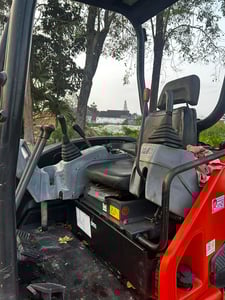 KUBOTA U35  รถบ้าน พร้อมใช้งาน 