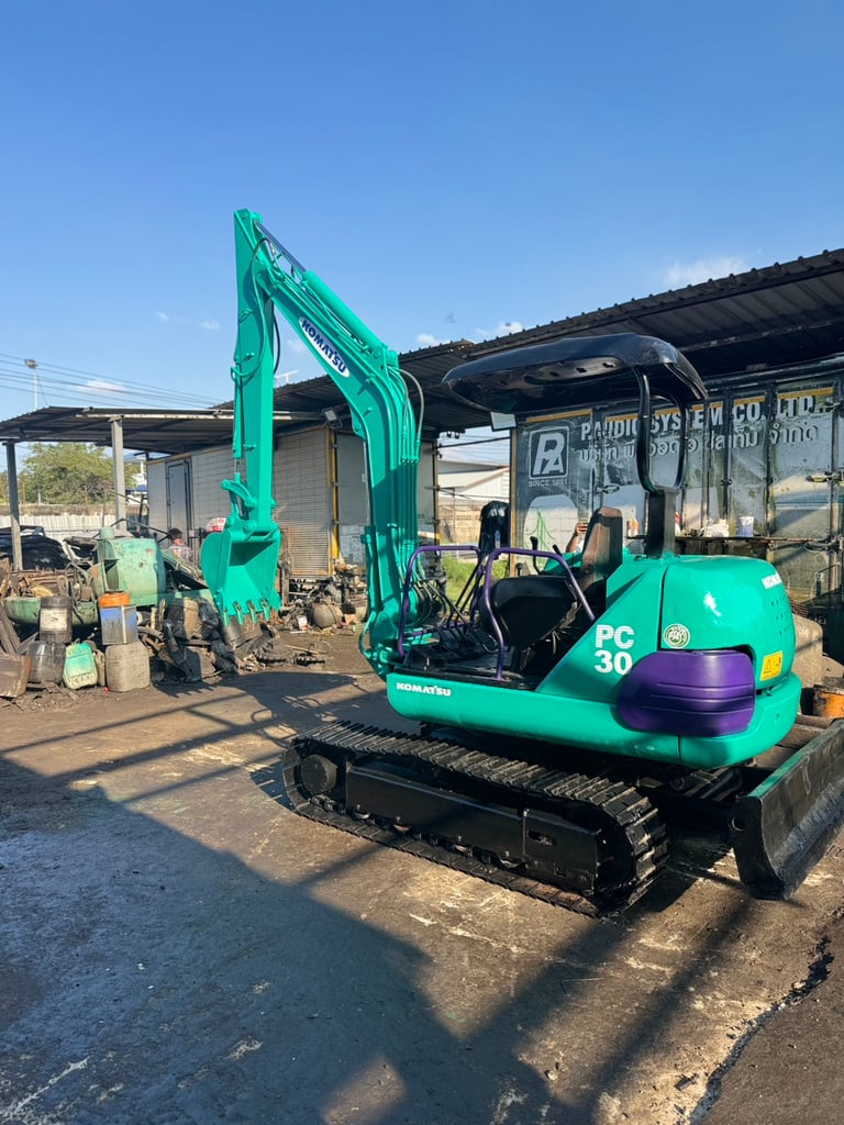 KOMATSU Pc30-7 อาร์มพิเศษ มาพร้อมลายแย๊ก