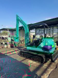 KOMATSU Pc30-7 อาร์มพิเศษ มาพร้อมลายแย๊ก KOMATSU Pc30-7 อาร์มพิเศษ มาพร้อมลายแย๊ก