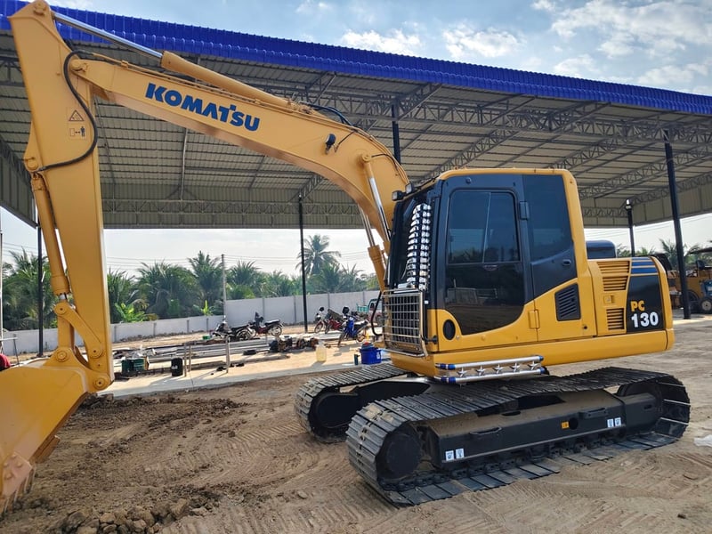 KOMATSU PC130-8 กล้องหลัง จอเหลือง 9,000 ชั่วโมง KOMATSU PC130-8 กล้องหลัง จอเหลือง 9,000 ชั่วโมง