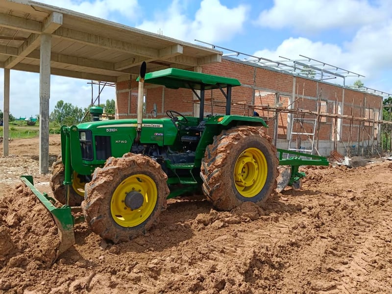 JOHN DEERE  2 เพลา 60 แรงม้า เอกสารเล่มทะเบียน 