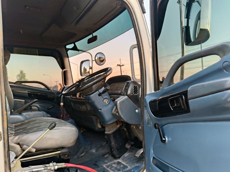 HINo MEGA 195  ปี47 ห้างแท้ 