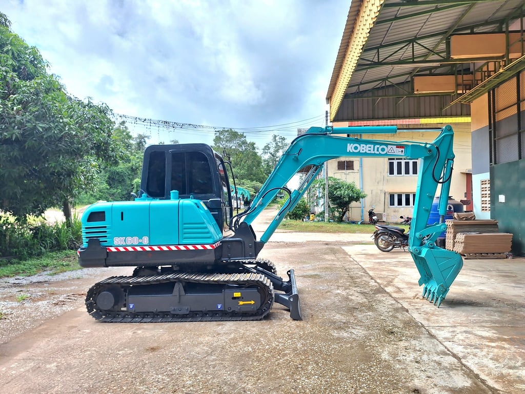 KOBELCO SK 60-C  