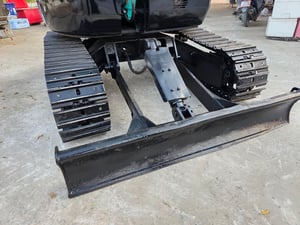 KOBELCO SK30 UR คอลโทรลน้ำมัน ปั้มนิ้ว KOBELCO SK30 UR คอลโทรลน้ำมัน ปั้มนิ้ว