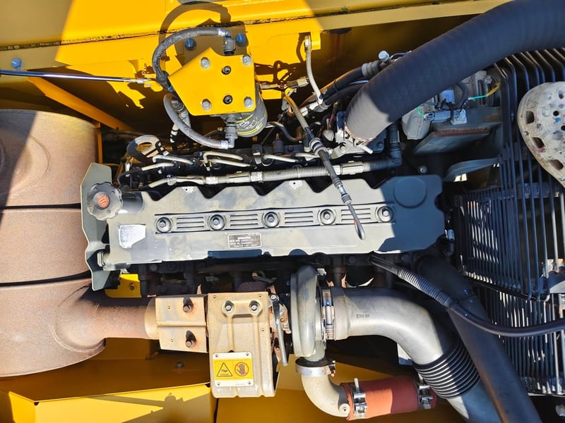 KOMUTSU pc200-8 mo  (สด-ผ่อน)🌟ดาวน์ 🌟390,000.-