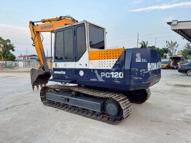 KOMATSU PC120-5 