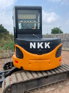 NKK NS55-7 รถขุดเล็ก เก๋ง บูมตรง NKK NS55-7 รถขุดเล็ก เก๋ง บูมตรง