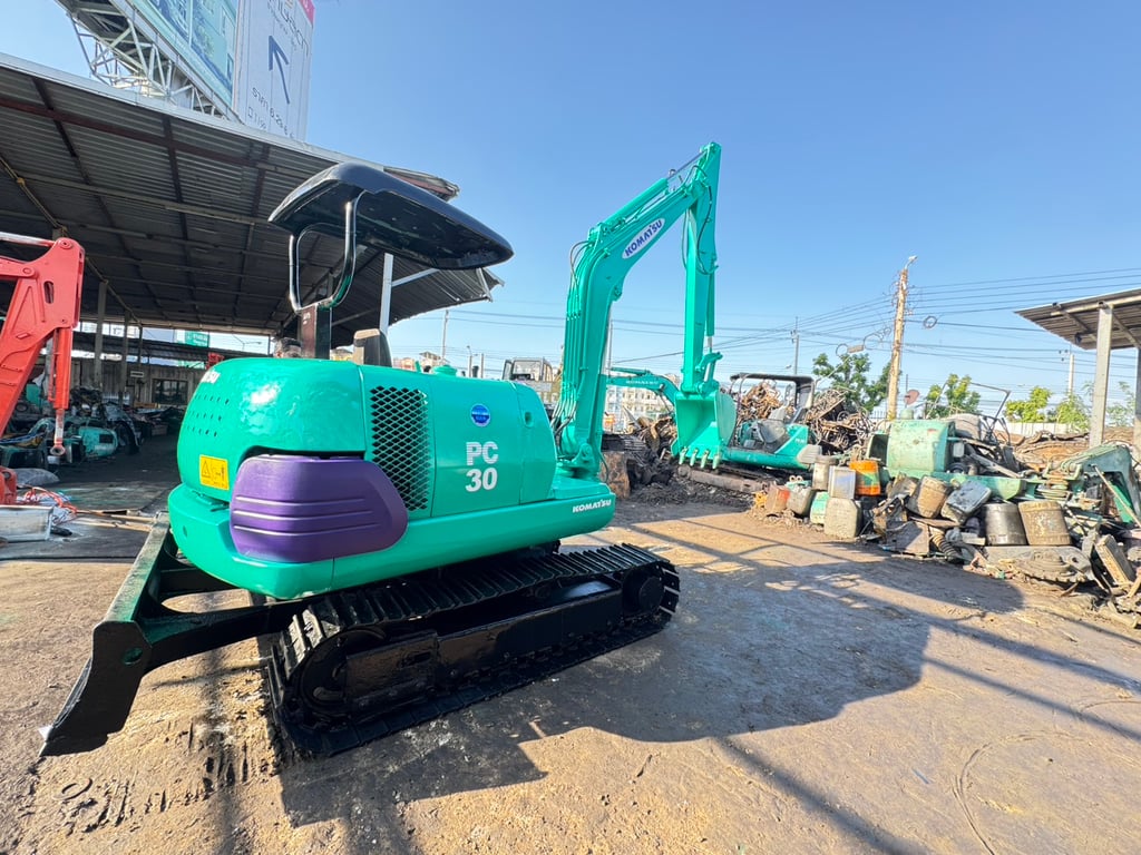 KOMATSU Pc30-7 อาร์มพิเศษ มาพร้อมลายแย๊ก
