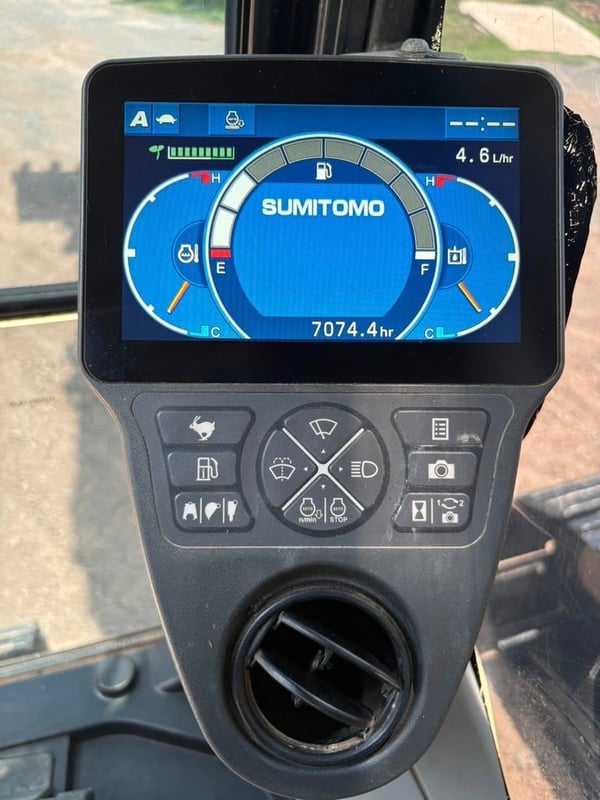 SUMITOMO SH130-6     จอเต็มตัวล่าสุด