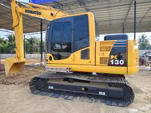KOMATSU PC130-8 กล้องหลัง จอเหลือง 9,000 ชั่วโมง KOMATSU PC130-8 กล้องหลัง จอเหลือง 9,000 ชั่วโมง