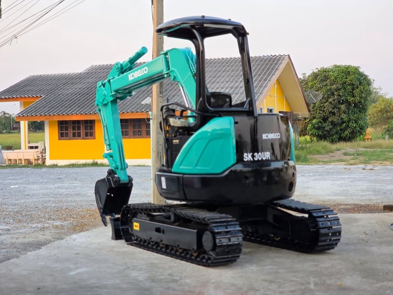 KOBELCO SK30 UR คอลโทรลน้ำมัน ปั้มนิ้ว KOBELCO SK30 UR คอลโทรลน้ำมัน ปั้มนิ้ว
