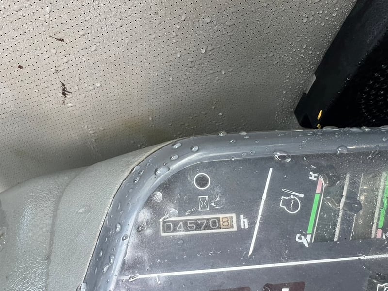 KOMATSU PC60-7  เก่านอกไม่เคยใช้งานในไทย