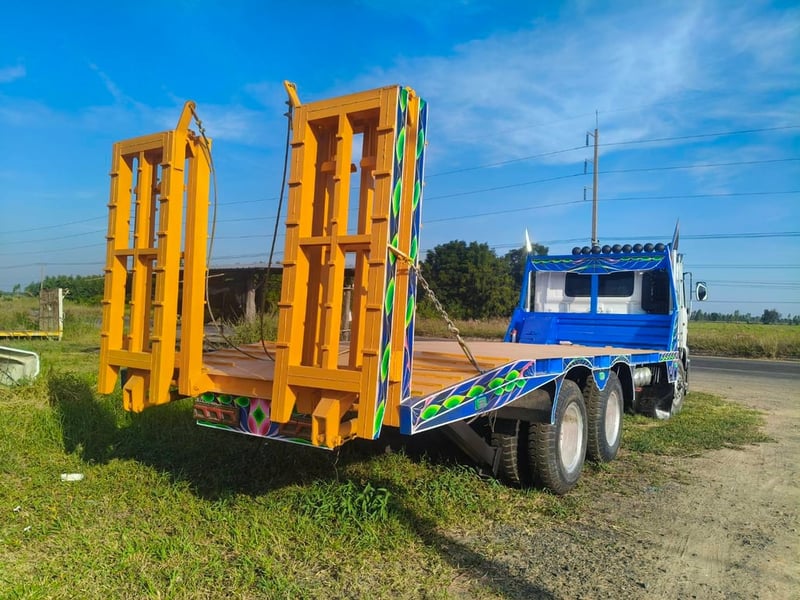 series 500 แปลงโฉมหน้าวิคเตอร์สิบล้อ 2 เพลาต่อใหม่ series 500 แปลงโฉมหน้าวิคเตอร์สิบล้อ 2 เพลาต่อใหม่