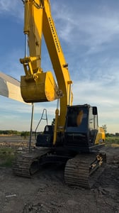 SUMITOMO SH210-6 ไมล์ 8,xxx SUMITOMO SH210-6 ไมล์ 8,xxx