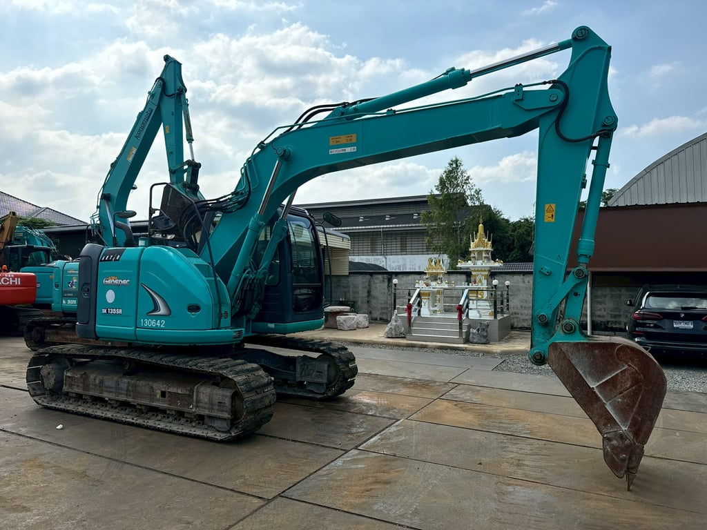 KOBELCO SK135SR-2 YY06  ดาวน์เริ่ม20% 