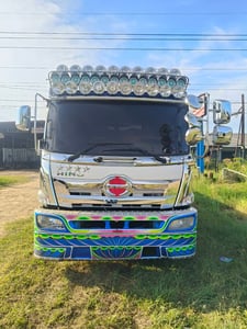 series 500 แปลงโฉมหน้าวิคเตอร์สิบล้อ 2 เพลาต่อใหม่ series 500 แปลงโฉมหน้าวิคเตอร์สิบล้อ 2 เพลาต่อใหม่