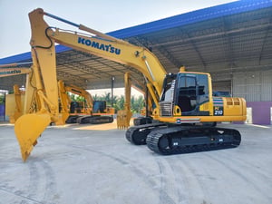 top model   KOMATSU PC210-10 (สด-ผ่อน)