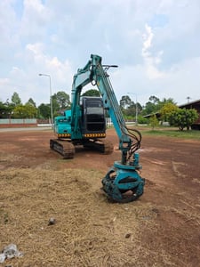 KOBELCO SK75-8 หัวคีบ+บุ้งกี๋ สภาพเก่านอกใช้งานน้อยม๊าก