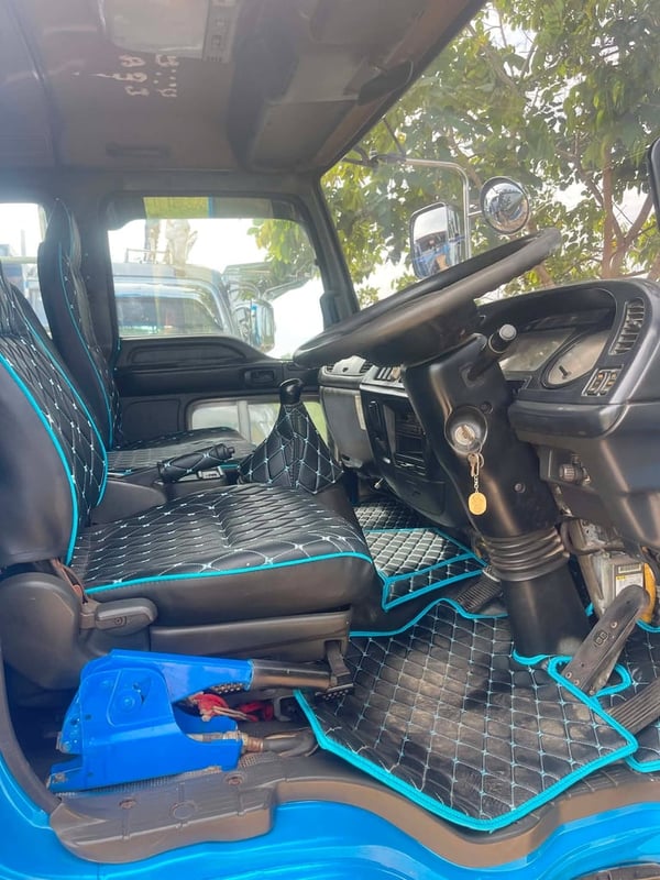 ISUZU DECA 195 แรง ISUZU DECA 195 แรง