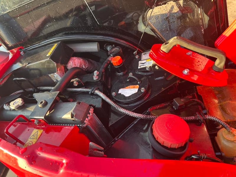 YANMAR VIO40-2a มีลายแย็ก 