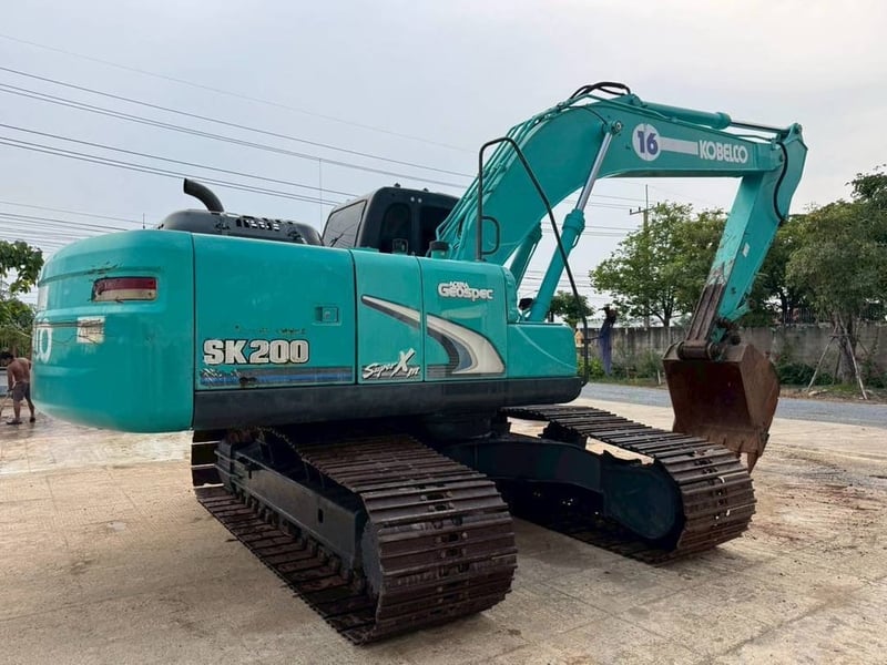 KOBELCO SK 200-8Super xm เฟรมถาด 12,500 ชม.  ราคา 1,150,000 บาท  เอกสารเล่มทะเบียนไม่ขาด  รถพร้อมใช้งาน