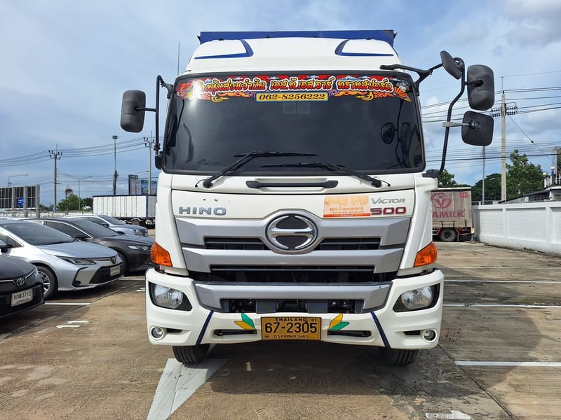 HINO FG 240 แรงม้า รถบรรทุก 6ล้อ ตู้แห้ง ปี 2021 เลขไมล์ 243,023 กม.