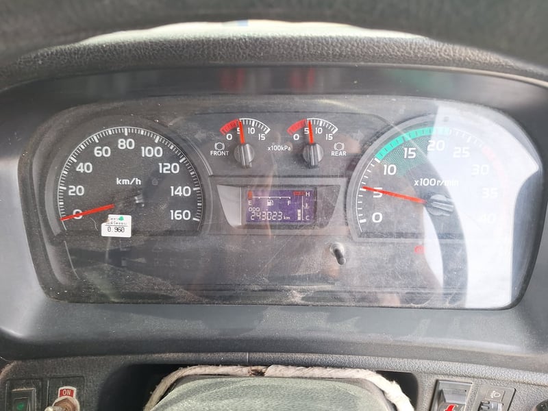 HINO FG 240 แรงม้า รถบรรทุก 6ล้อ ตู้แห้ง ปี 2021 เลขไมล์ 243,023 กม.