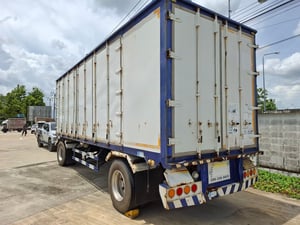 หางตู้ 10 บาน  อู่ เอ็มอีซี 2009 การาจ ปี 64