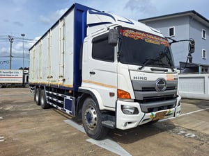HINO FG 240 แรงม้า รถบรรทุก 6ล้อ ตู้แห้ง ปี 2021 เลขไมล์ 243,023 กม.