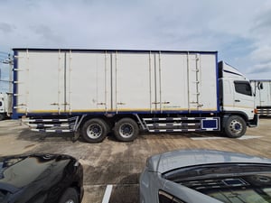 HINO FG 240 แรงม้า รถบรรทุก 6ล้อ ตู้แห้ง ปี 2021 เลขไมล์ 243,023 กม.