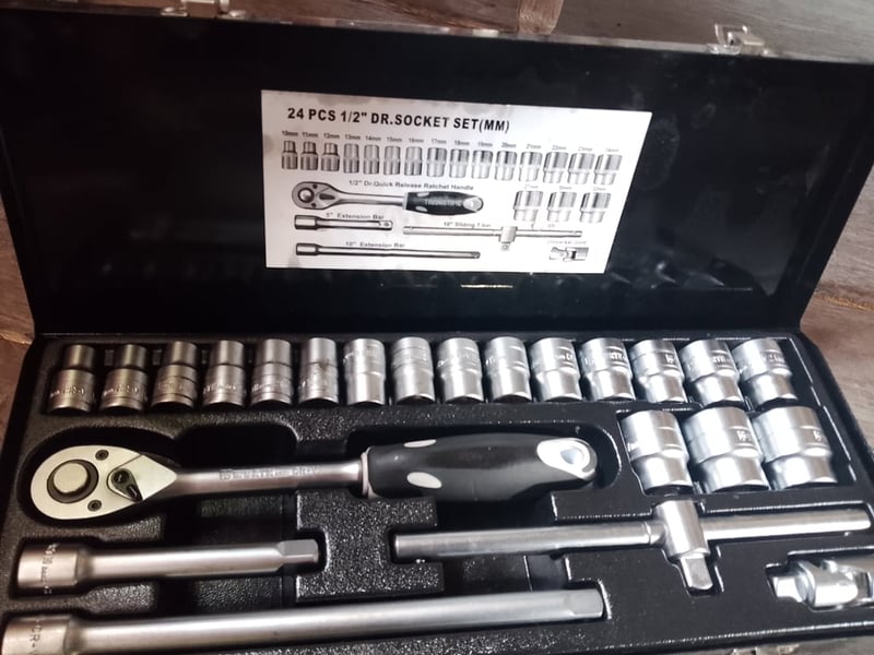 ชุดบล๊อค  WURTH รุ่น 24PCS ขนาด 1.2 นิ้ว