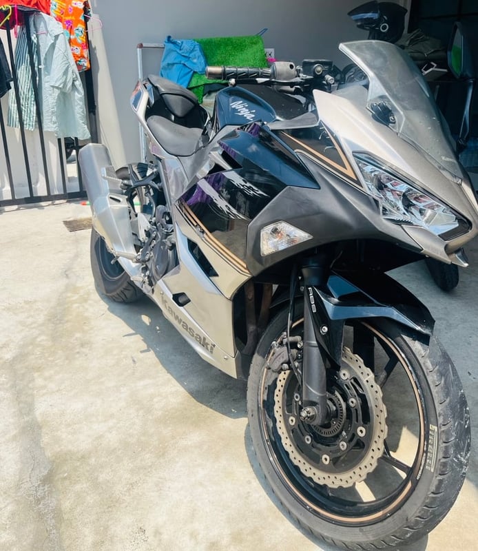 Nija400 ขายถูก มือเดียว ออกป้ายแดงมา