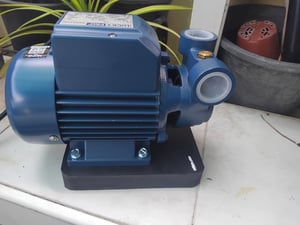 ปั๊มน้ำ