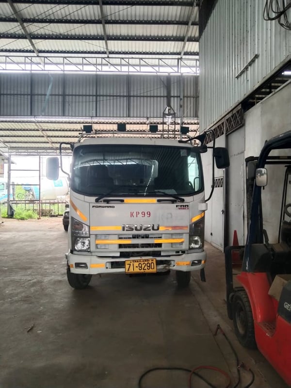 ISUZU FRR 139แรงม้า รถบรรทุก 6ล้อ โม่ผสมปูน ปี2018 เลขไมล์ 109,325 กม.