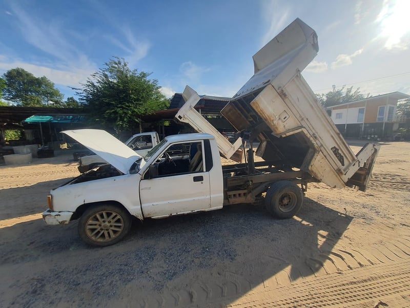 ขายรถปิ๊กอัพกระบะดัมพ์ ใช้งานปกติ (ตามสภาพ)