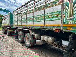 ขายรถพ่วง ISUZU FXZ 360แรงม้า  ดั้มพ์ ปี2013