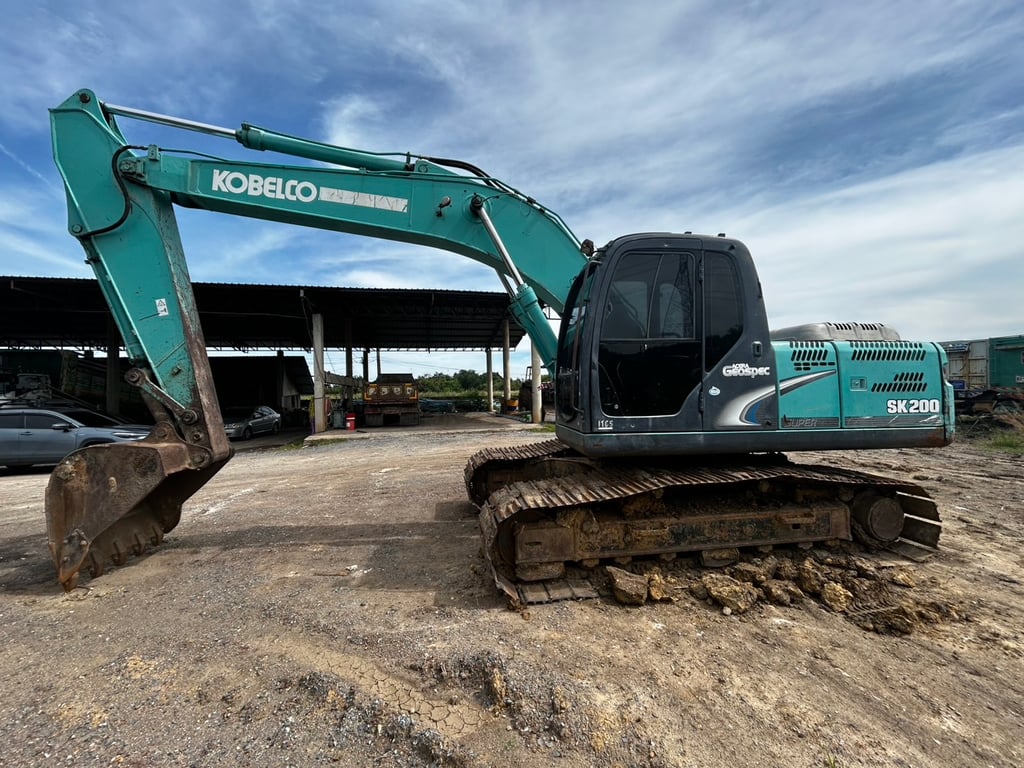 ขายรถแบคโฮ KOBELCO รุ่น SK200-8 SuperXm
