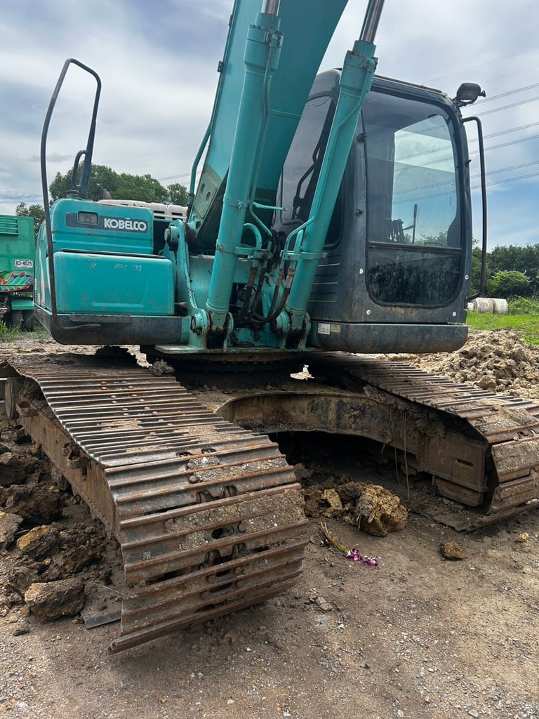 ขายรถแบคโฮ KOBELCO รุ่น SK200-8 SuperXm