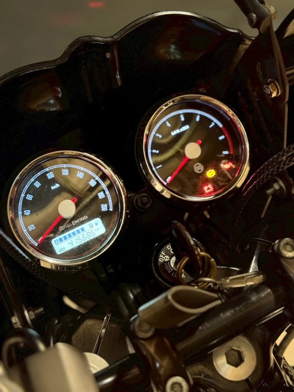  Royal Enfield Interceptor 650 แต่งแบบ Club Style